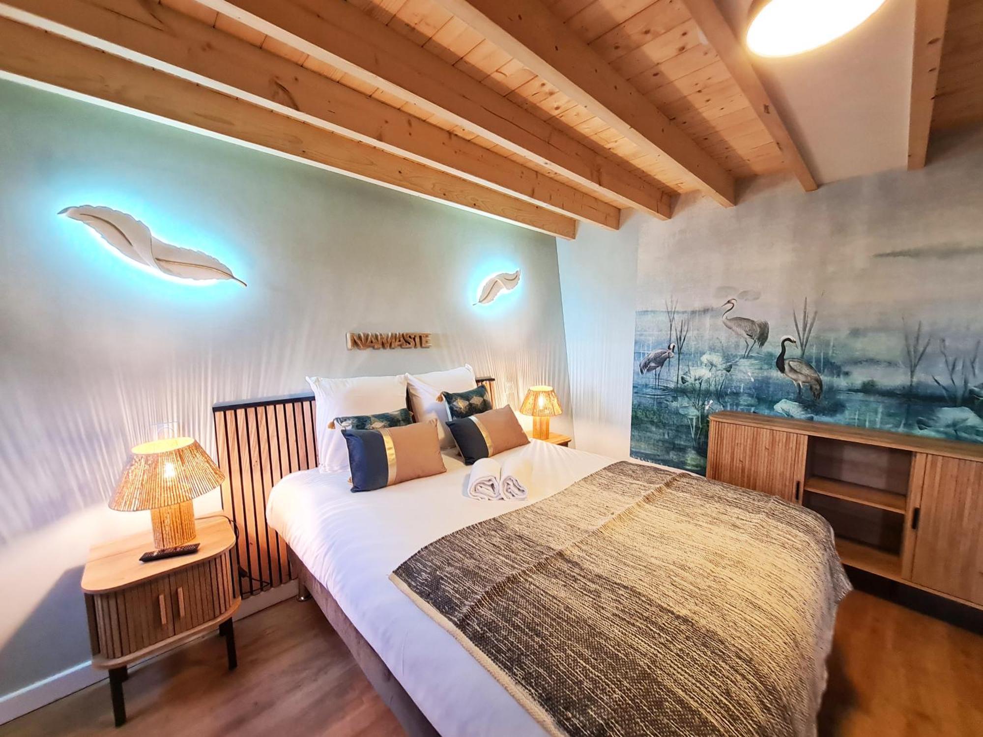 Cabanes Du Domaine Des Fees Dole Dış mekan fotoğraf